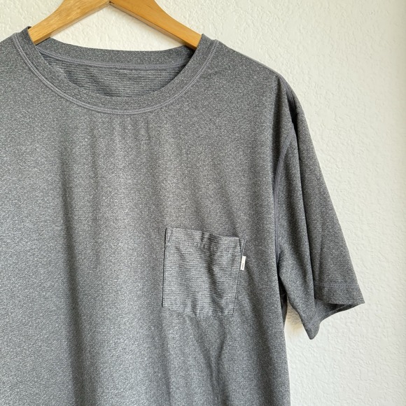 Vuori Other - Vuori tradewind performance tee short sleeve T shirt L men gray